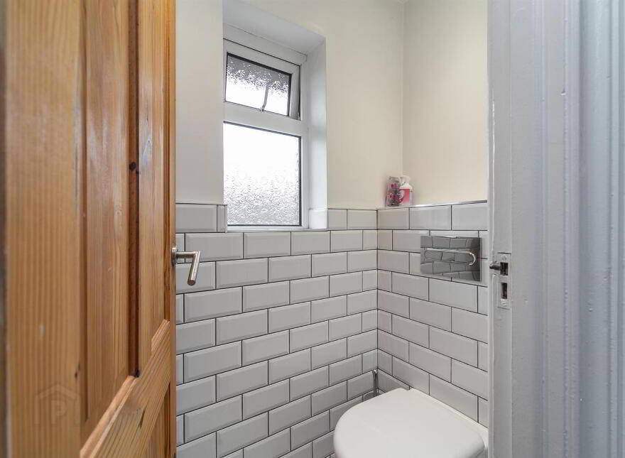 9 Knock Grove, Belfast, BT5 6GF