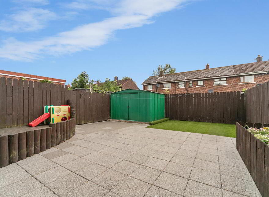 9 Knock Grove, Belfast, BT5 6GF