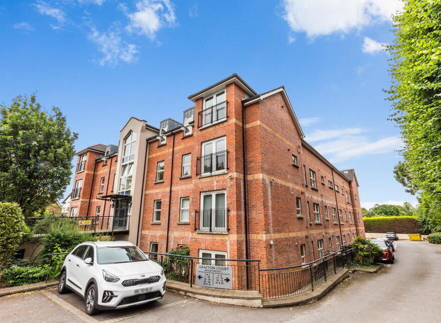 Apt 17 Grafton Court, 85 Kings Road, Belfast, BT5 7BU photo
