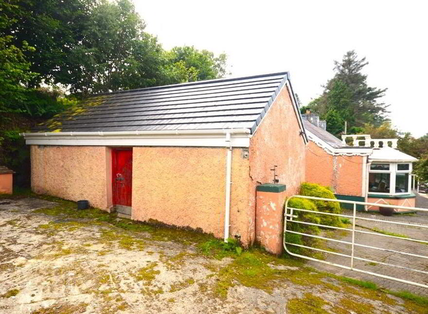 Meenahalla, Glenties, F94PC89
