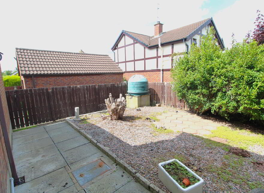 33 Holborn Hall, Lisburn, BT27 5AU