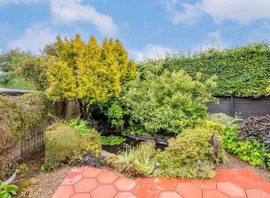 2 Cleland Park North, Bangor, BT20 3EN