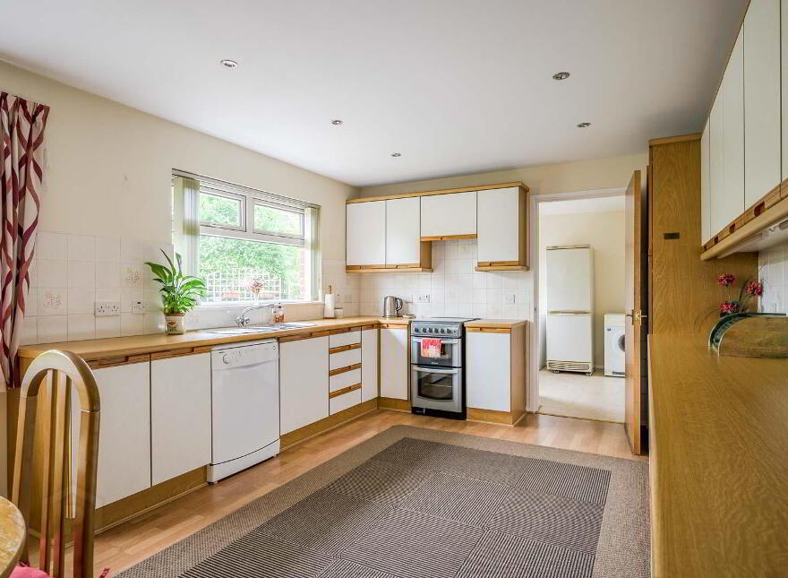 2 Cleland Park North, Bangor, BT20 3EN