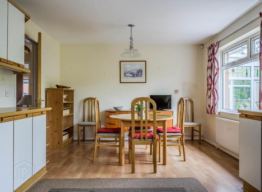 2 Cleland Park North, Bangor, BT20 3EN