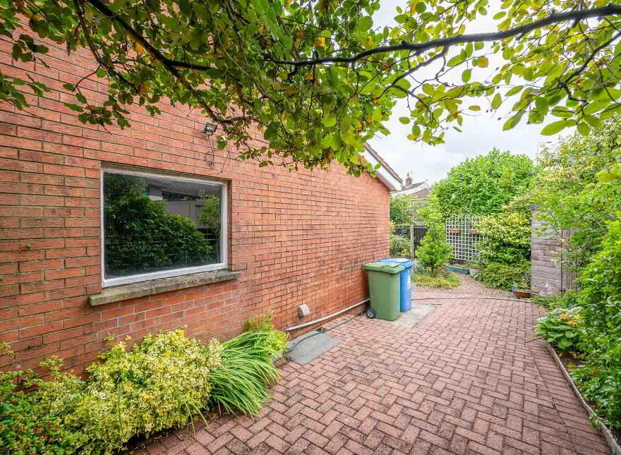 2 Cleland Park North, Bangor, BT20 3EN