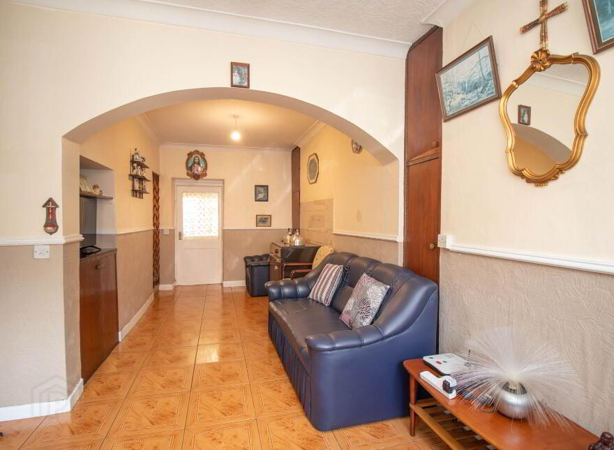 33 College Street, Cavan Town, H12K889