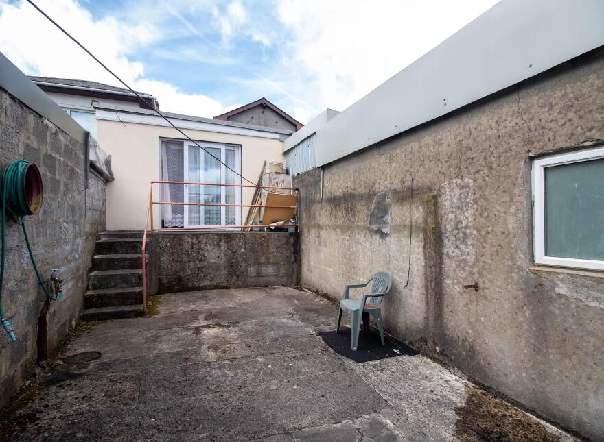 33 College Street, Cavan Town, H12K889