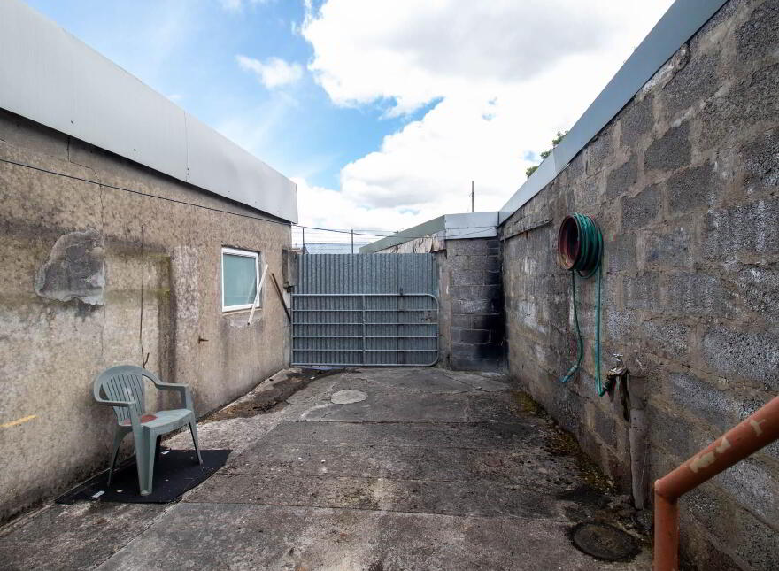 33 College Street, Cavan Town, H12K889