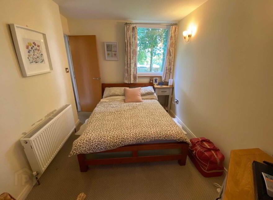 14b Lesley Heights, Greenisland, BT38 8TB