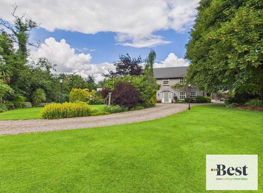 28 Ballywillin Road, Larne, BT40 3LQ