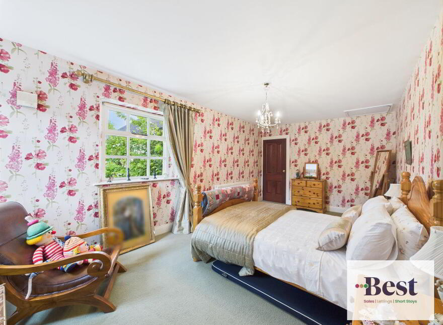 28 Ballywillin Road, Larne, BT40 3LQ