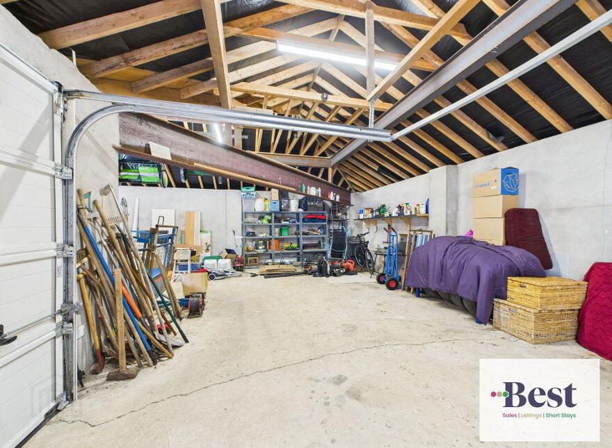 28 Ballywillin Road, Larne, BT40 3LQ