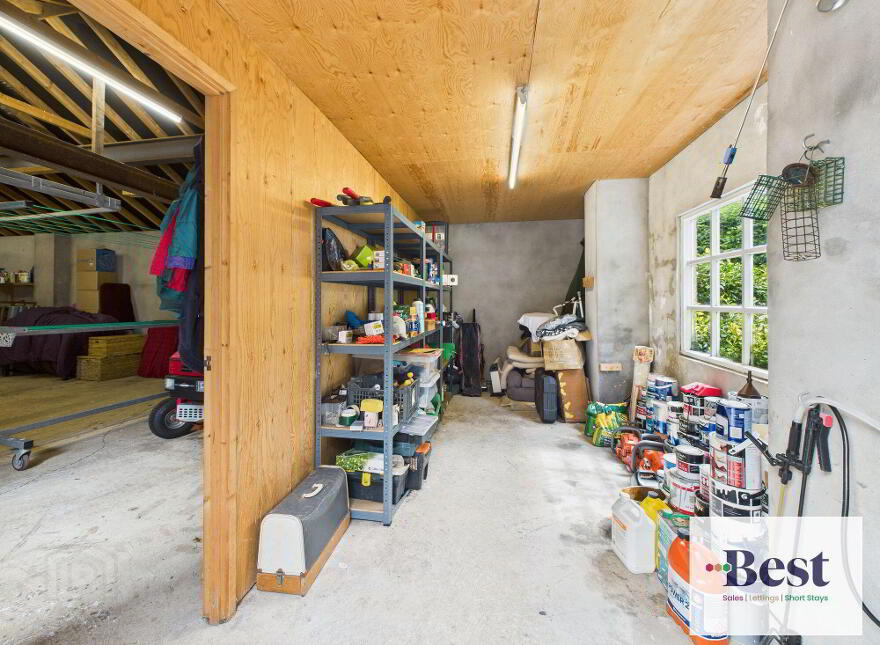 28 Ballywillin Road, Larne, BT40 3LQ