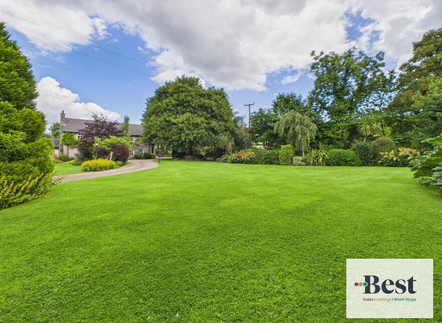 28 Ballywillin Road, Larne, BT40 3LQ