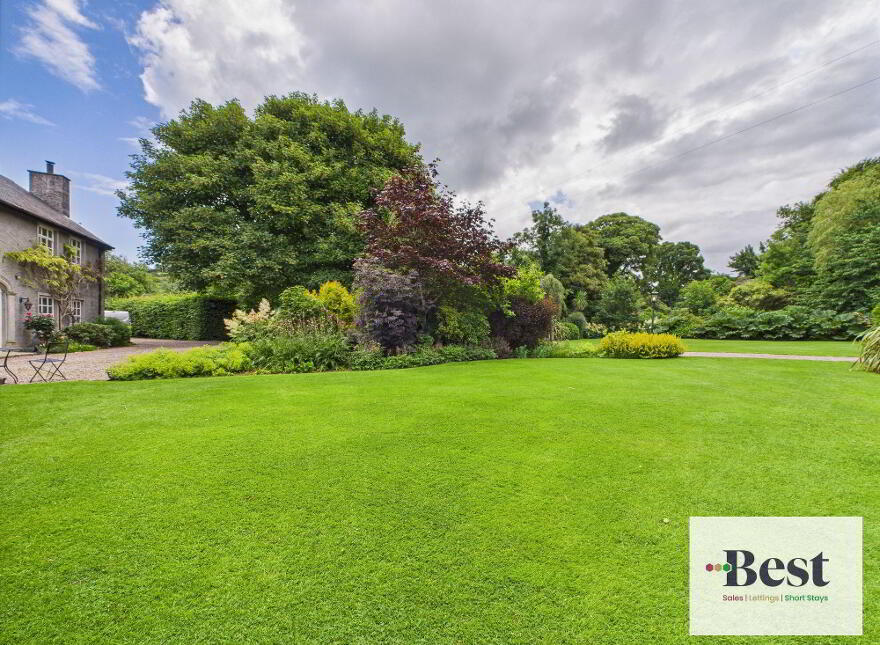 28 Ballywillin Road, Larne, BT40 3LQ