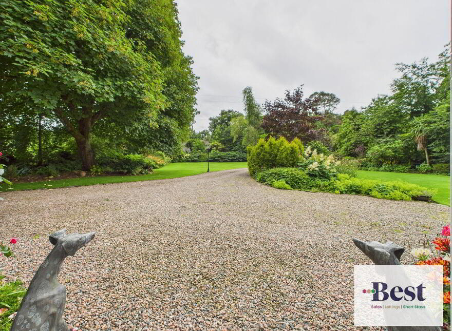 28 Ballywillin Road, Larne, BT40 3LQ