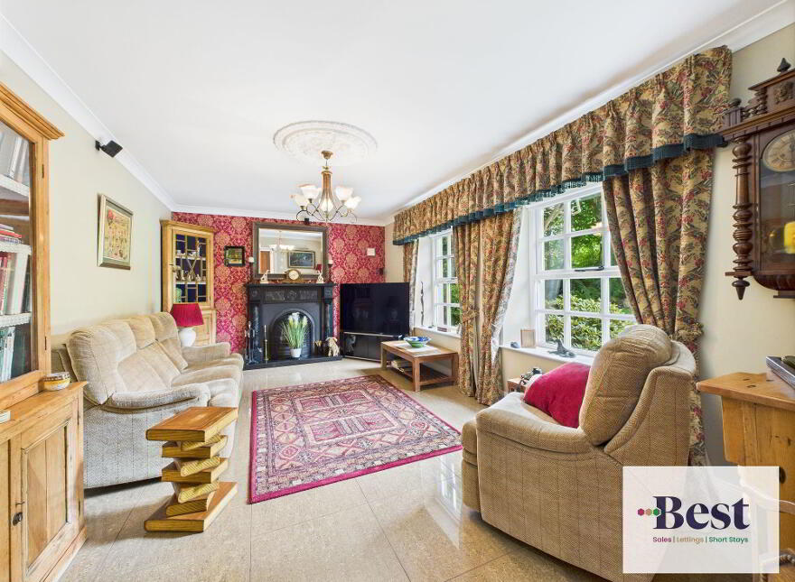 28 Ballywillin Road, Larne, BT40 3LQ