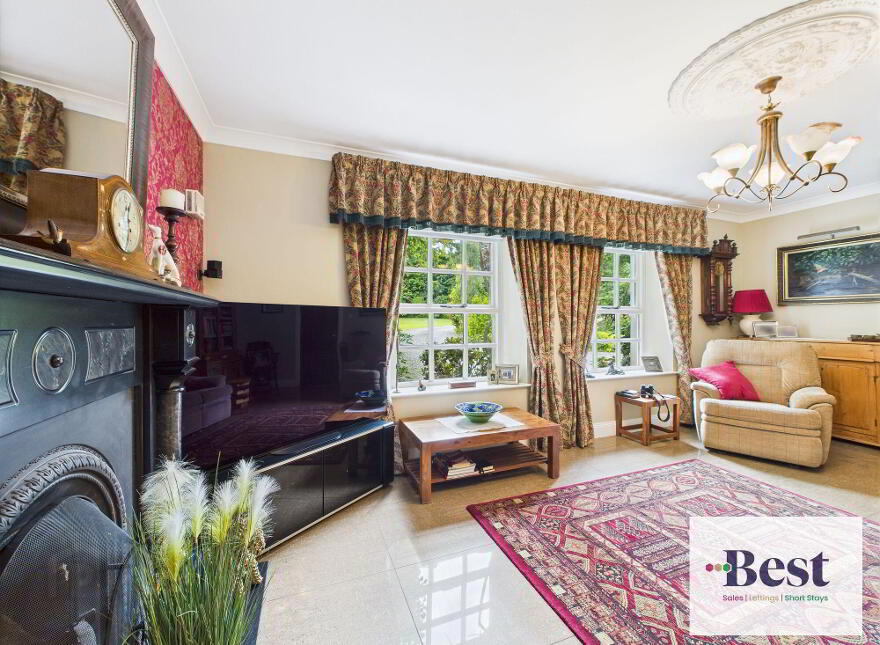 28 Ballywillin Road, Larne, BT40 3LQ