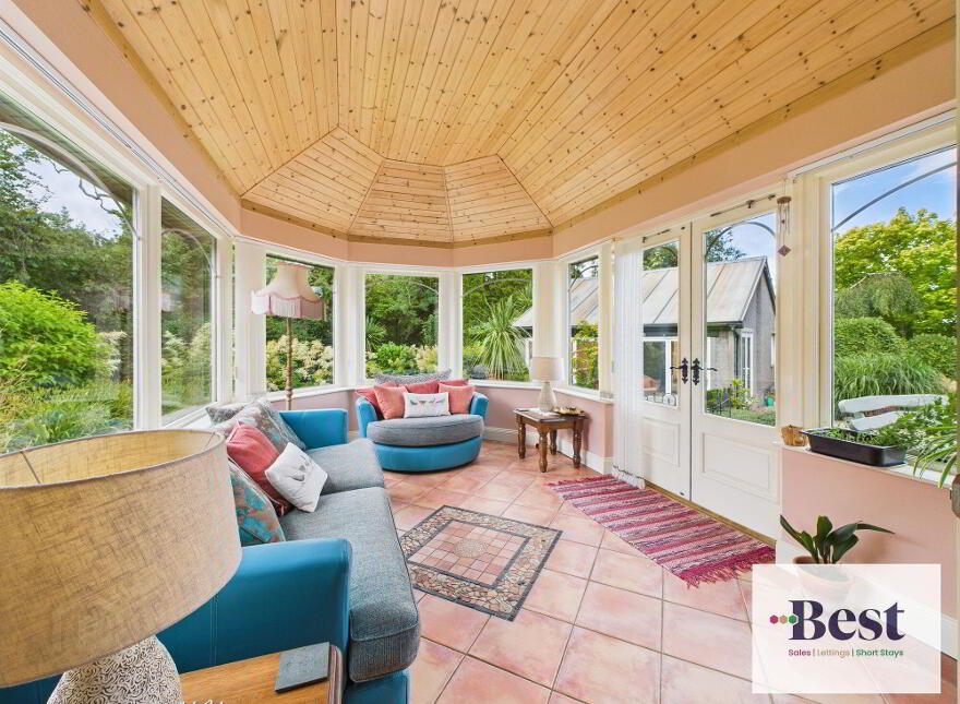 28 Ballywillin Road, Larne, BT40 3LQ
