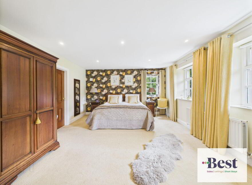 28 Ballywillin Road, Larne, BT40 3LQ