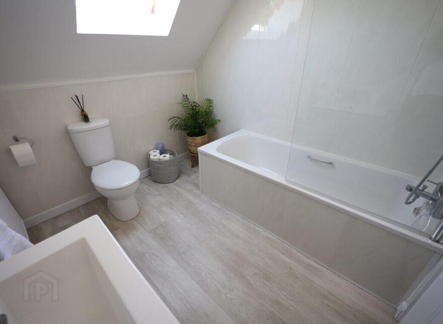 52 Carrigcourt, Carrigaline, P43A489
