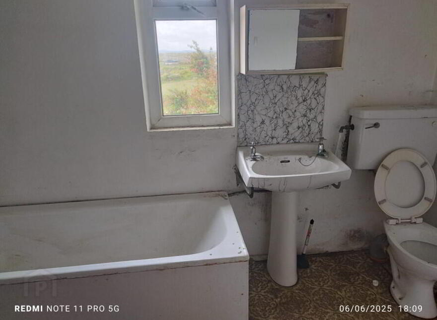 Murvey, Connemara, Roundstone, H91C5C3
