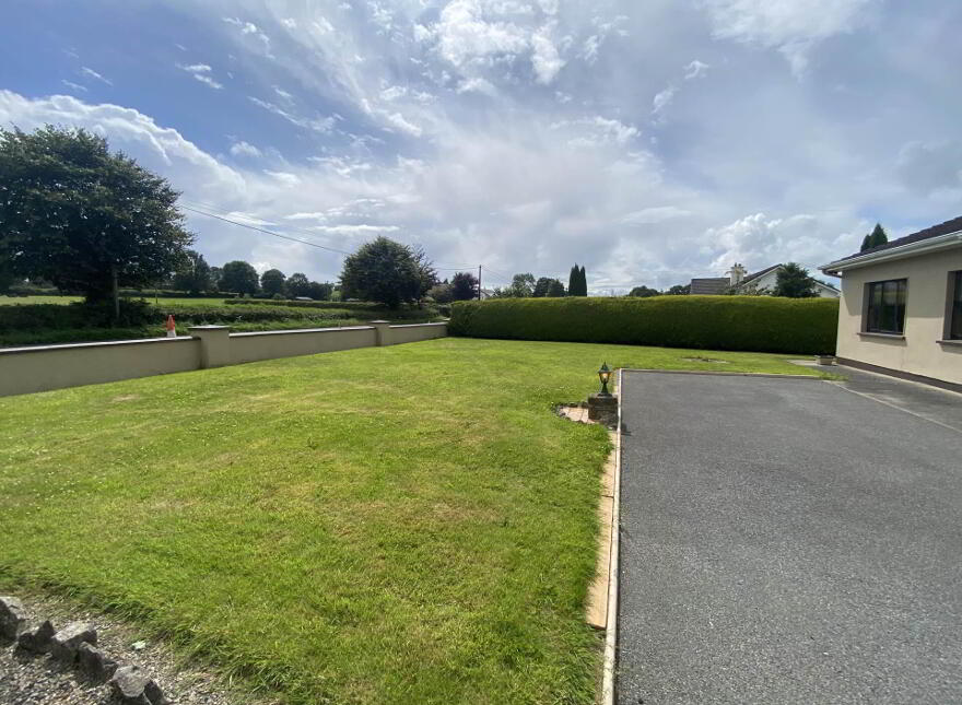 Ballynilard, Tipperary Town