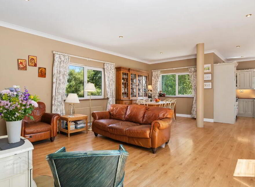Moys House, Clarisford, Killaloe, V94R9X2