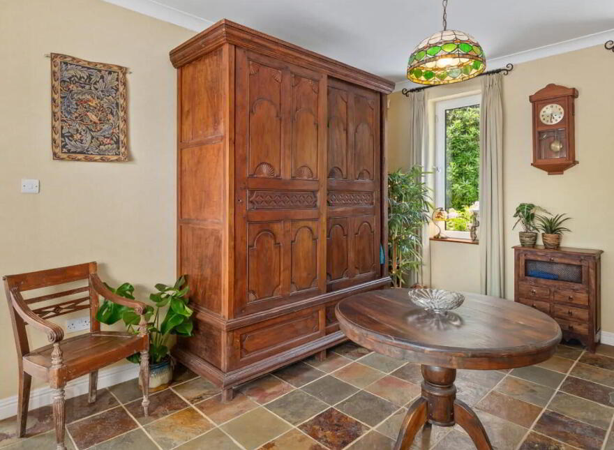 Moys House, Clarisford, Killaloe, V94R9X2