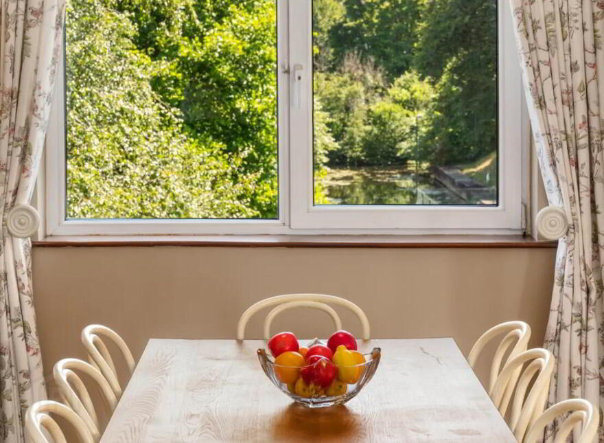 Moys House, Clarisford, Killaloe, V94R9X2