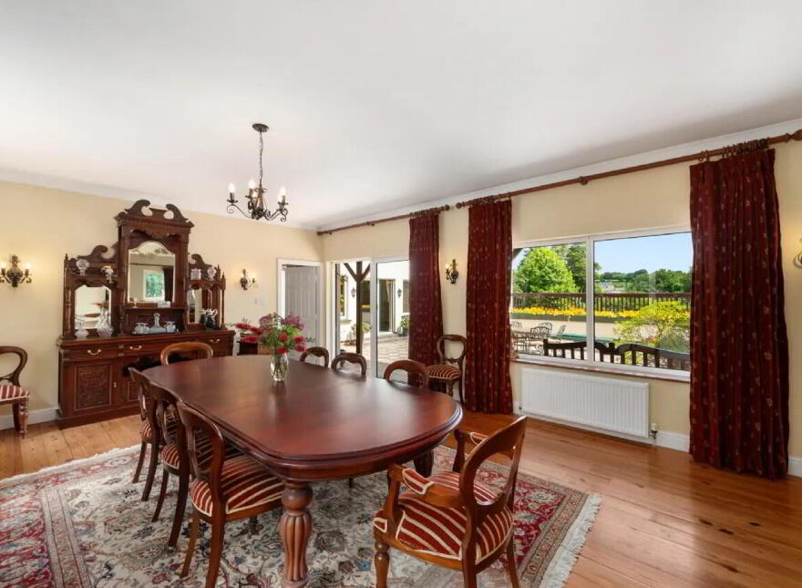 Moys House, Clarisford, Killaloe, V94R9X2