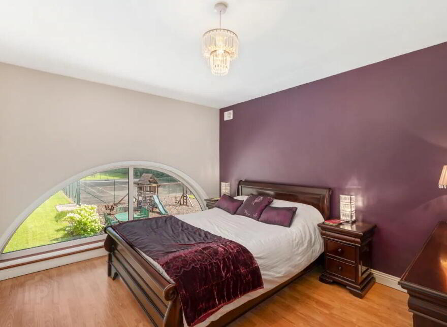 Moys House, Clarisford, Killaloe, V94R9X2