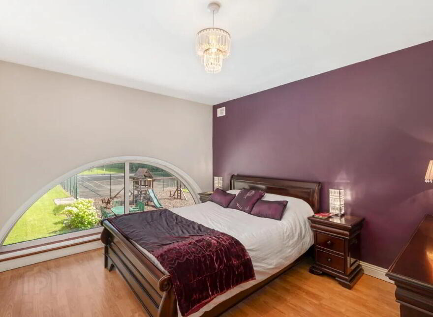 Moys House, Clarisford, Killaloe, V94R9X2