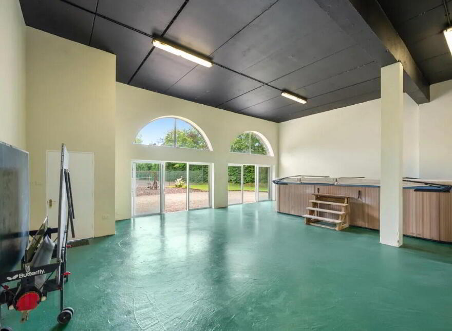 Moys House, Clarisford, Killaloe, V94R9X2