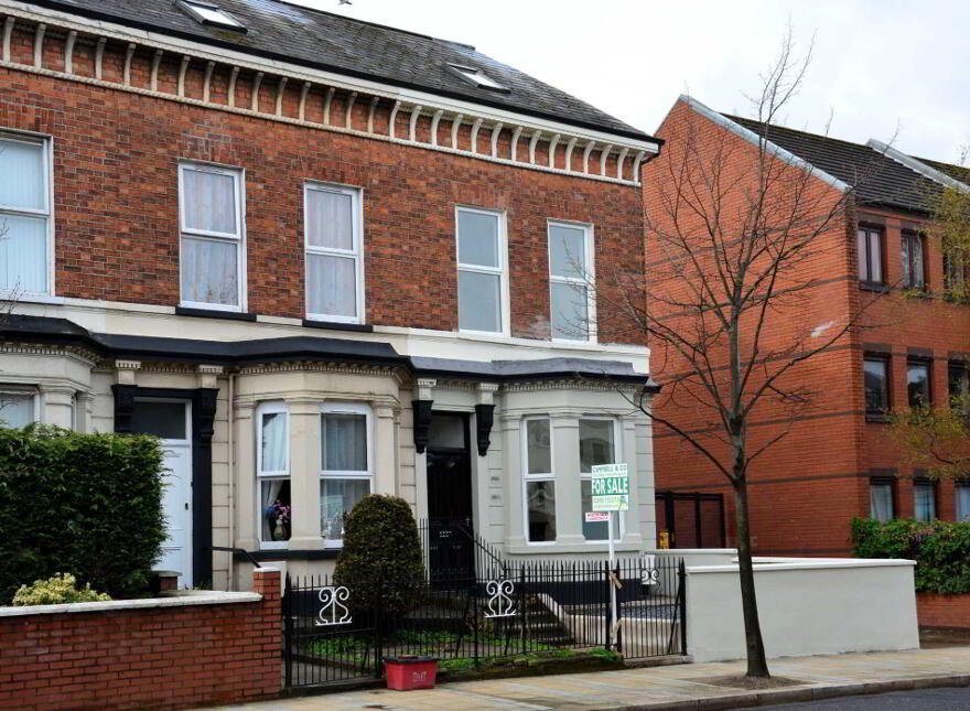 Apt 2 25, Castlereagh Street, Castlereagh, Belfast, BT5 4NE photo