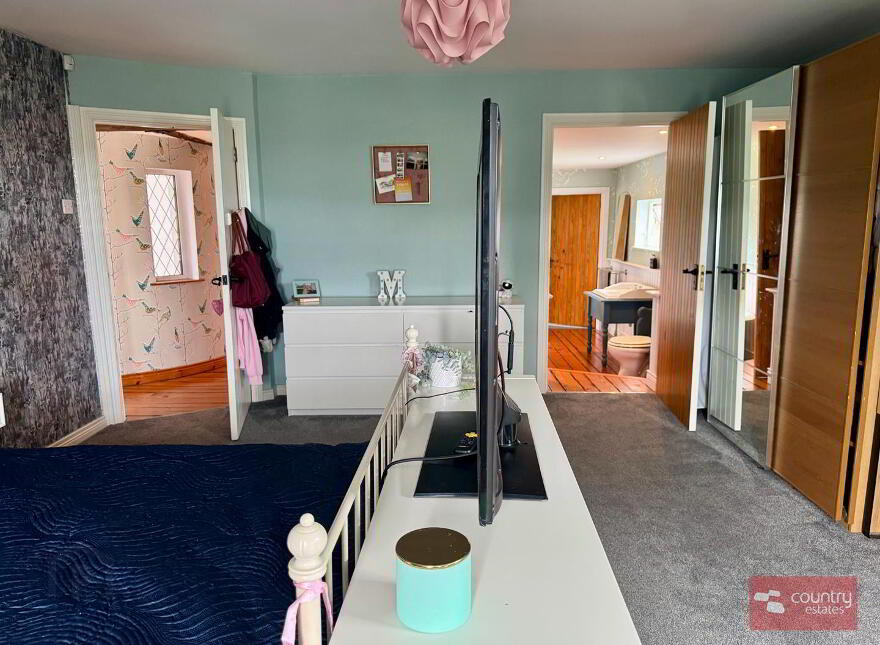 10 Carneal Road, Gleno, Larne, BT40 3LR