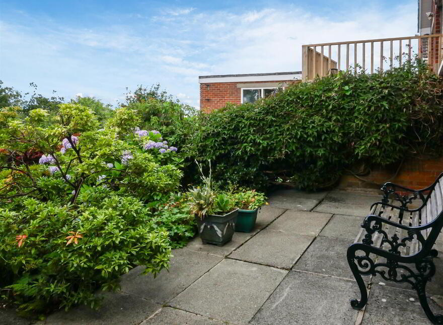 38 Glencregagh Drive, Upper Knockbreda Road, Belfast, BT6 0NL