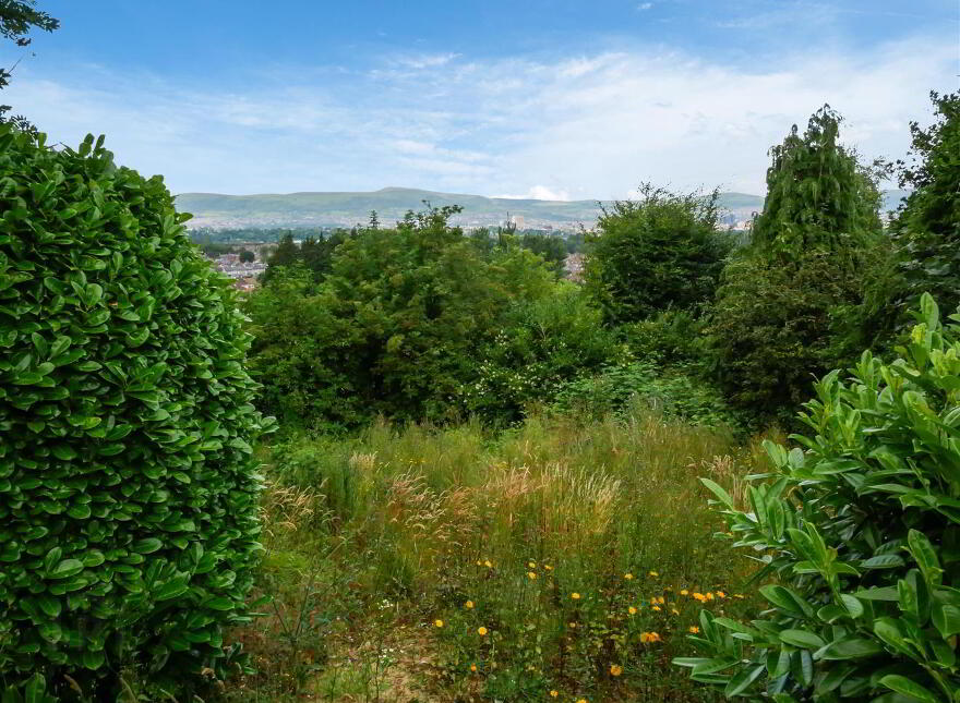 38 Glencregagh Drive, Upper Knockbreda Road, Belfast, BT6 0NL