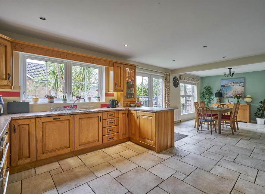 35 Lord Warden' S Hollow, Bangor, BT19 1GP