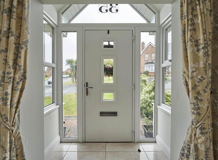 35 Lord Warden' S Hollow, Bangor, BT19 1GP
