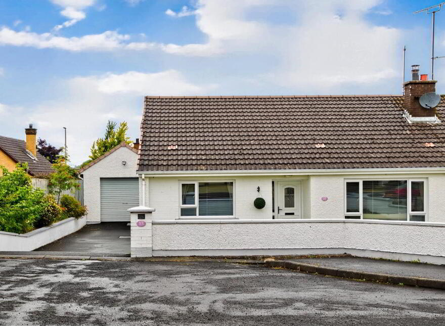 13 Meadowvale Park, Limavady, BT49 0NU photo