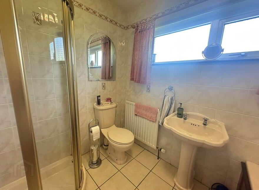 5 Carmond Drive, Larne, BT40 2DB