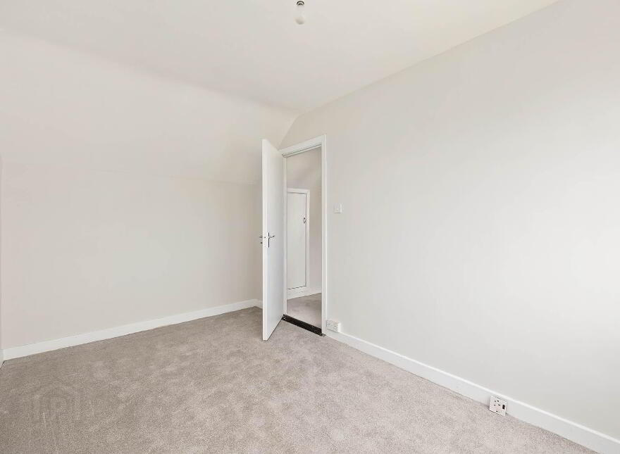 14 Laurel Park, Clondalkin, Dublin, D22KP97
