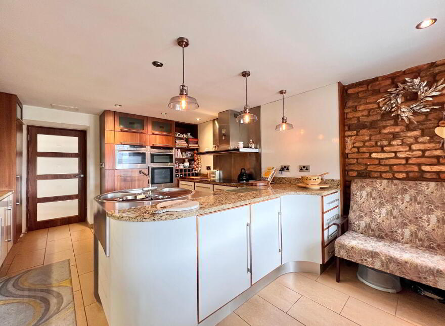 41 Culnafay Road, Toomebridge, BT41 3QG
