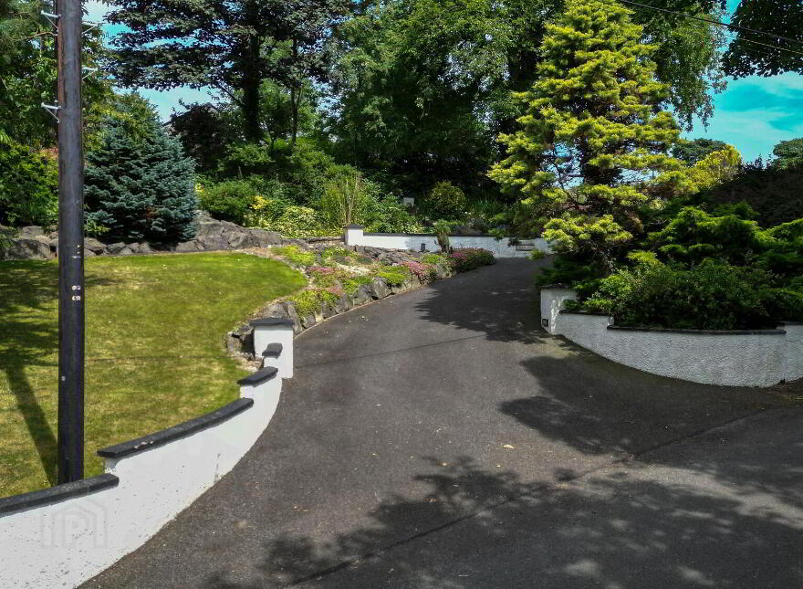 41 Culnafay Road, Toomebridge, BT41 3QG