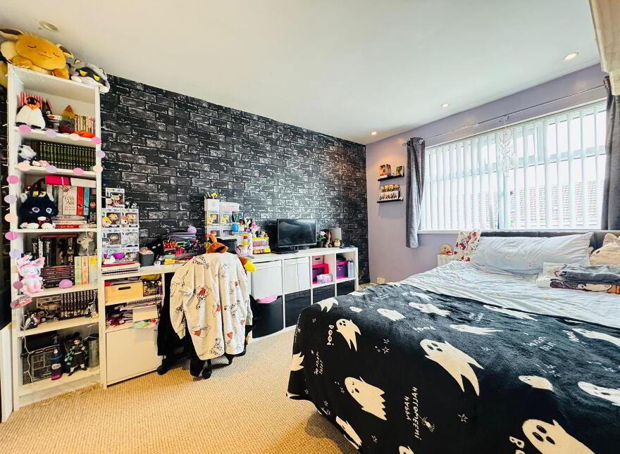 86 Forthill Drive, Ballyduff, Newtownabbey, BT36 6QS
