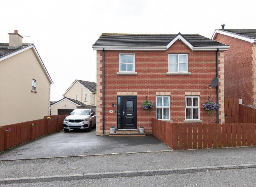 21 Cumber Park, Drumaness, Ballynahinch, BT24 8GA photo