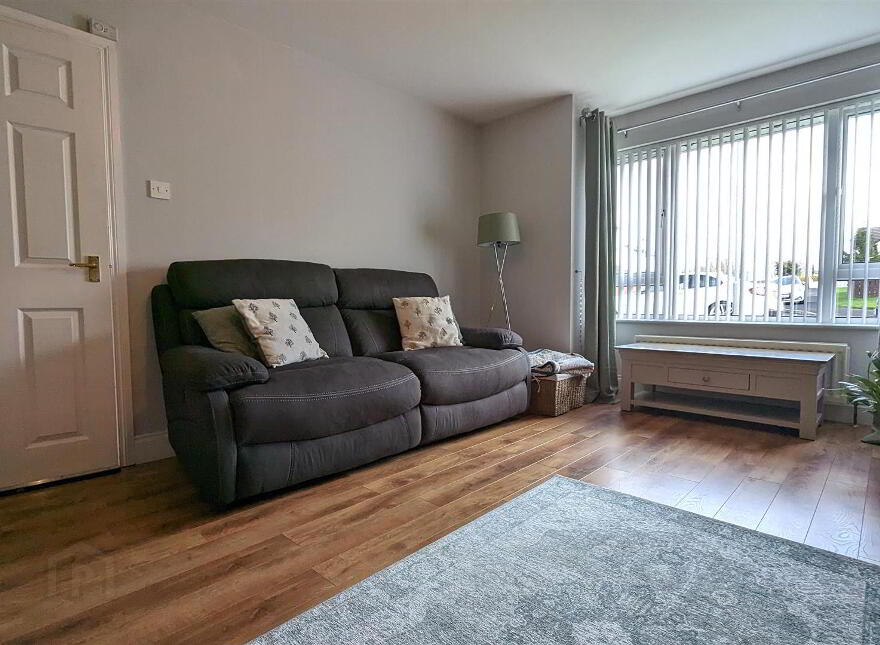 26 Castle Lodge, Randalstown, BT41 2ES