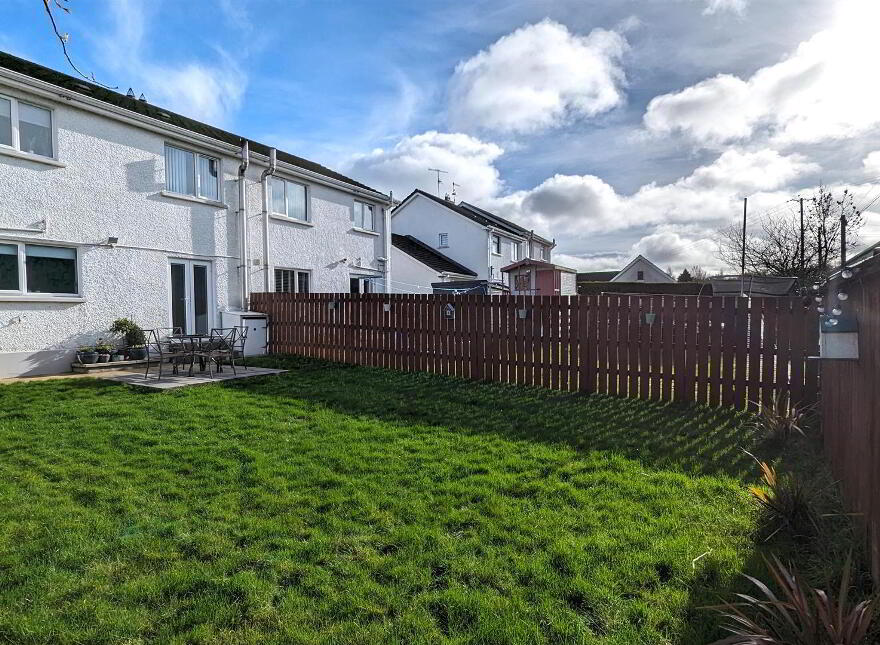26 Castle Lodge, Randalstown, BT41 2ES