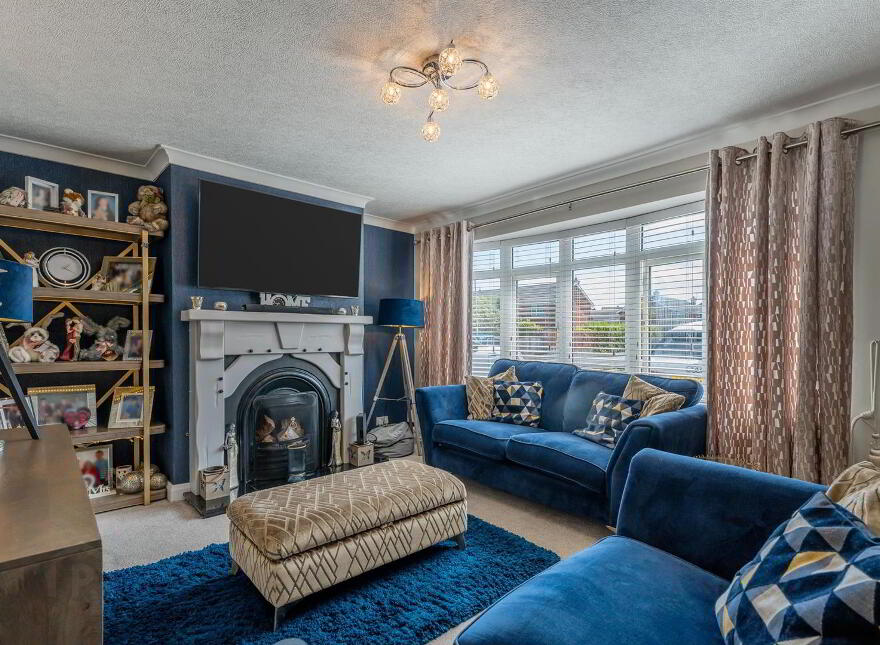 10 Cloverhill Court, Bangor, BT19 6QX